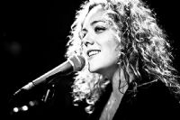 Madeleine Besson en concert au Bijou. Du 8 au 9 mars 2012 à Toulouse. Haute-Garonne. 